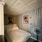 Inviting 2-Sleeper Retreat U4 !